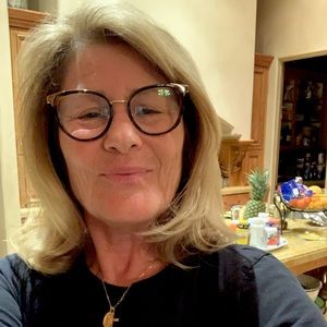 Meet your Posher, Nancy